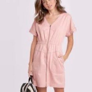 Universal Thread V Neck, front zip, Blush Pink Mini Dress size M.